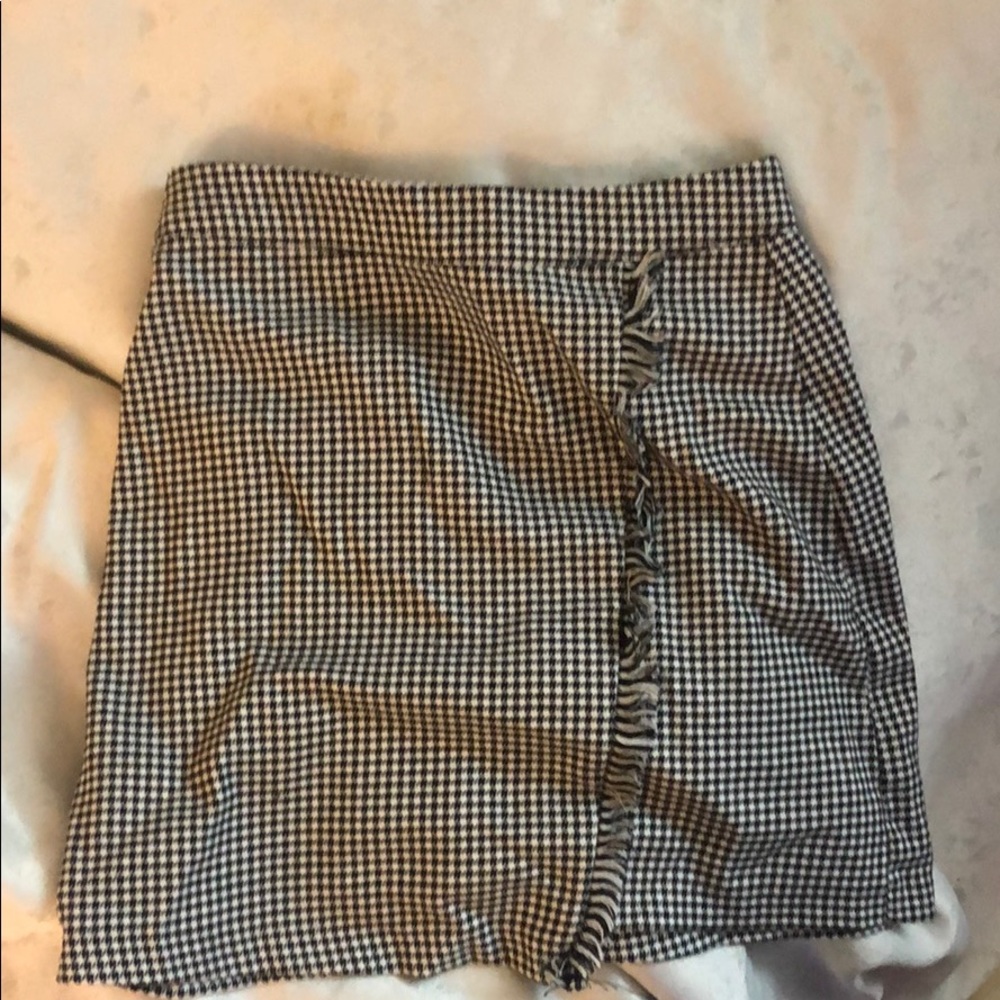 plaid skirt